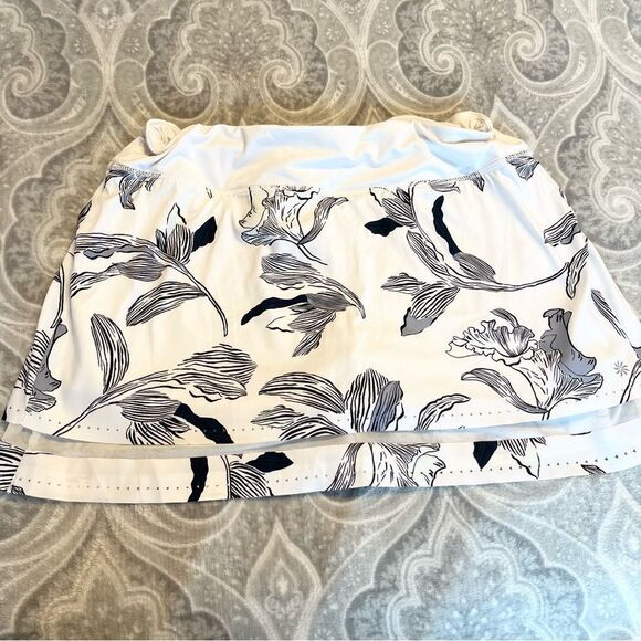 Athleta Women's Print Laser Run Skort Floral Nouveau Size L - Picture 4 of 6